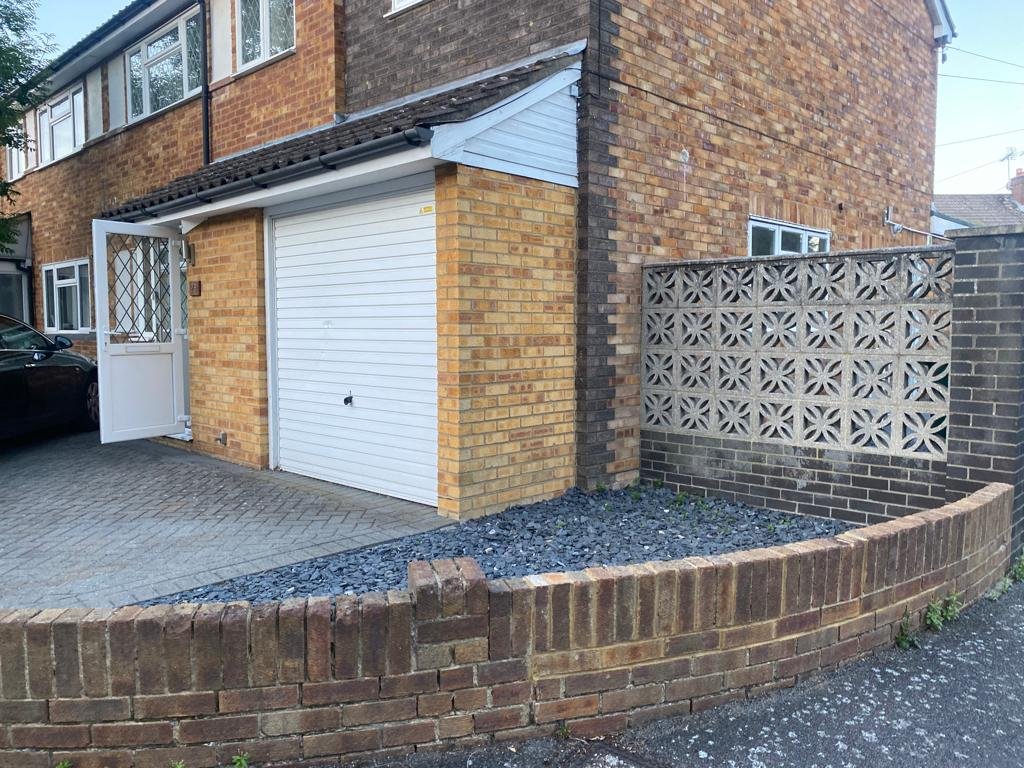 cheap small local builders near me construction site